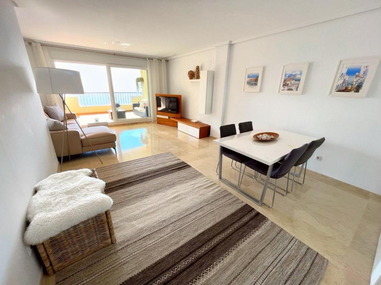 Apartamento En Mascarat Beach, Urb Oasis Beach 1 Apartment Алтеа Екстериор снимка
